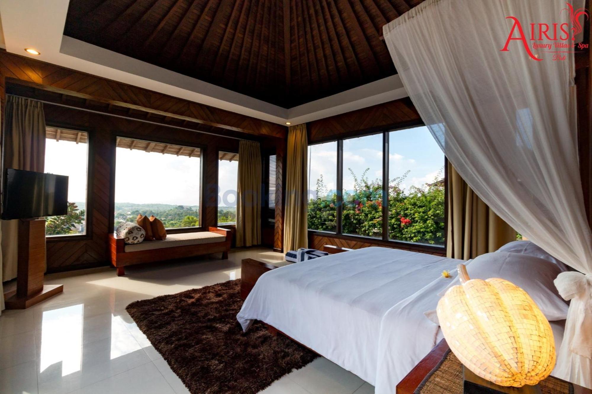 Airis Luxury Villas And Spa Uluwatu  Room photo