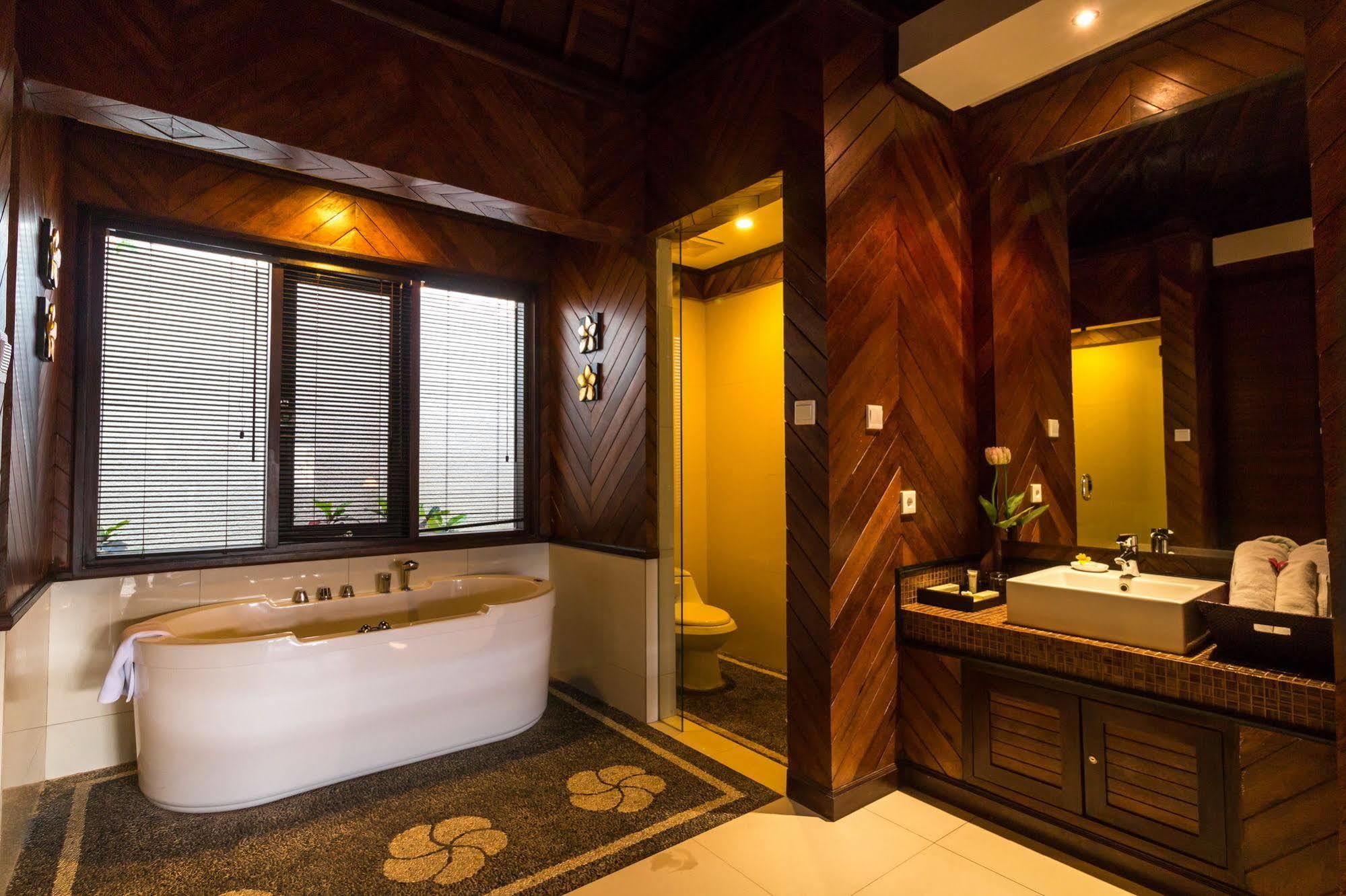 Airis Luxury Villas And Spa Uluwatu  Exterior photo